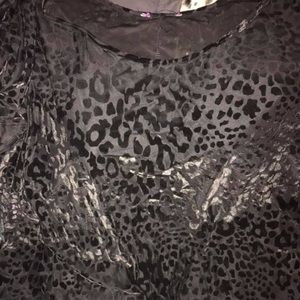 New Look black leopard velvet top plus size 3x 24